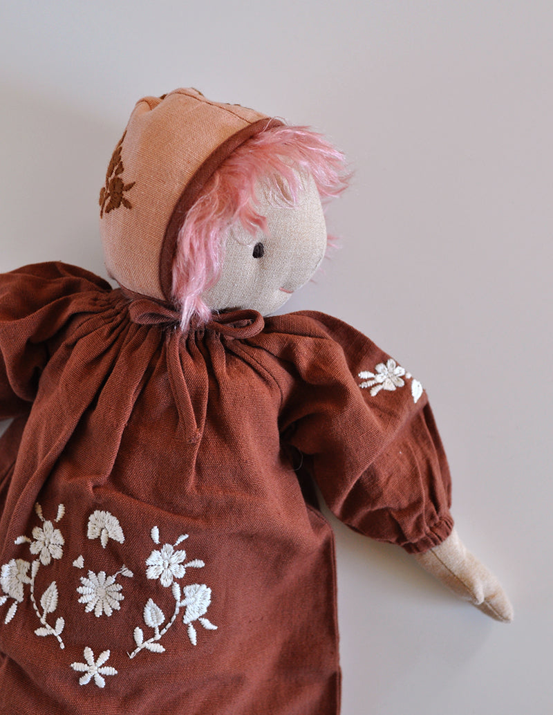 PDC-Apolina-FW22-Valentina-1.