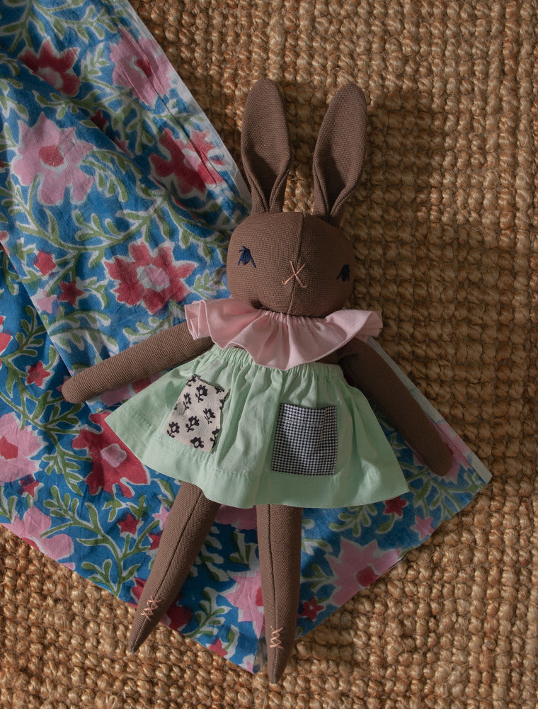 PDC Medium Brown Rabbit: MAEVE - POLKA DOT CLUB