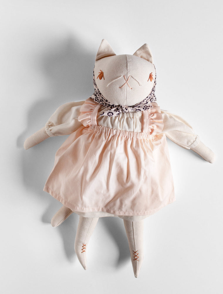 PDC Cream Large Cat- PEACHES